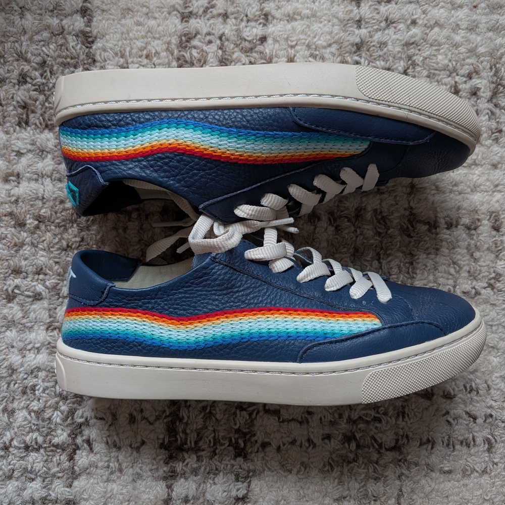 Navy Sneakers with Multicolor Stripe